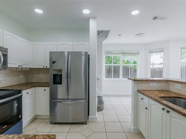 3126 NW 101st Ct — Photo 16