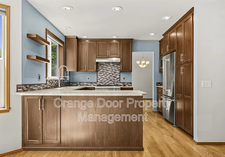 5204 Ridge Dr NE — Photo 15
