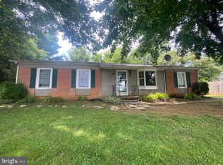 88 Hunting Horn Ln, Kearneysville, WV 25430