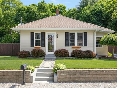 30 Lincoln St, Smithfield, RI, 02917