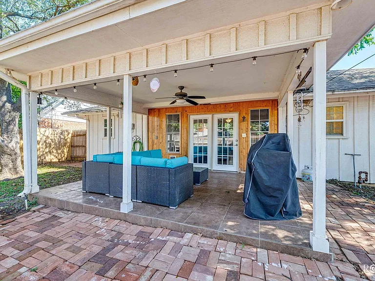 3108 Oak Forest Dr — Photo 30