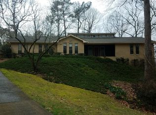 320 Landfall Rd NW, Sandy Springs, GA 30328