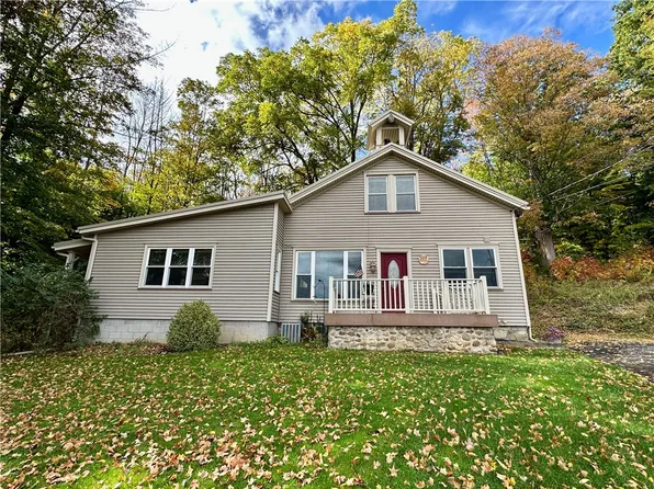 5974 State Route 21, Naples, NY 14512