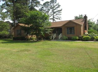 7647 W Mount Dr, Rocky Mount, NC 27803