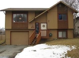 6711 Reedyke Cir, Anchorage, AK 99507