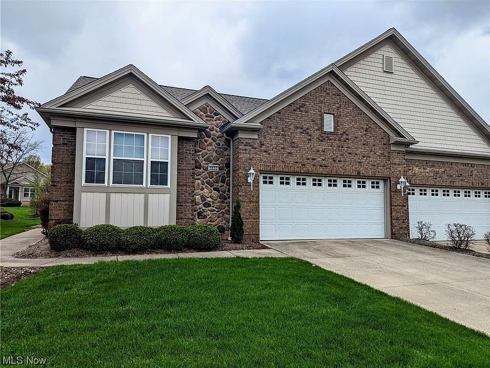 9832 Country Club Cir, Twinsburg, OH 44087 Zillow