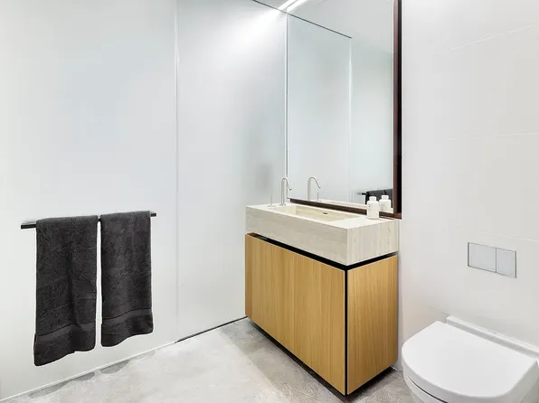 100 East 53rd Street image 6 of 13