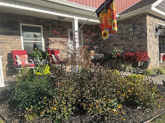 3rd image of 397 Bermuda Dr