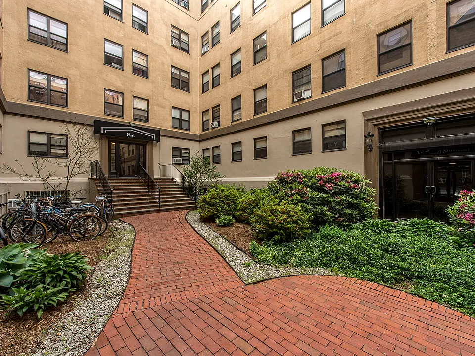 Longfellow Apartments