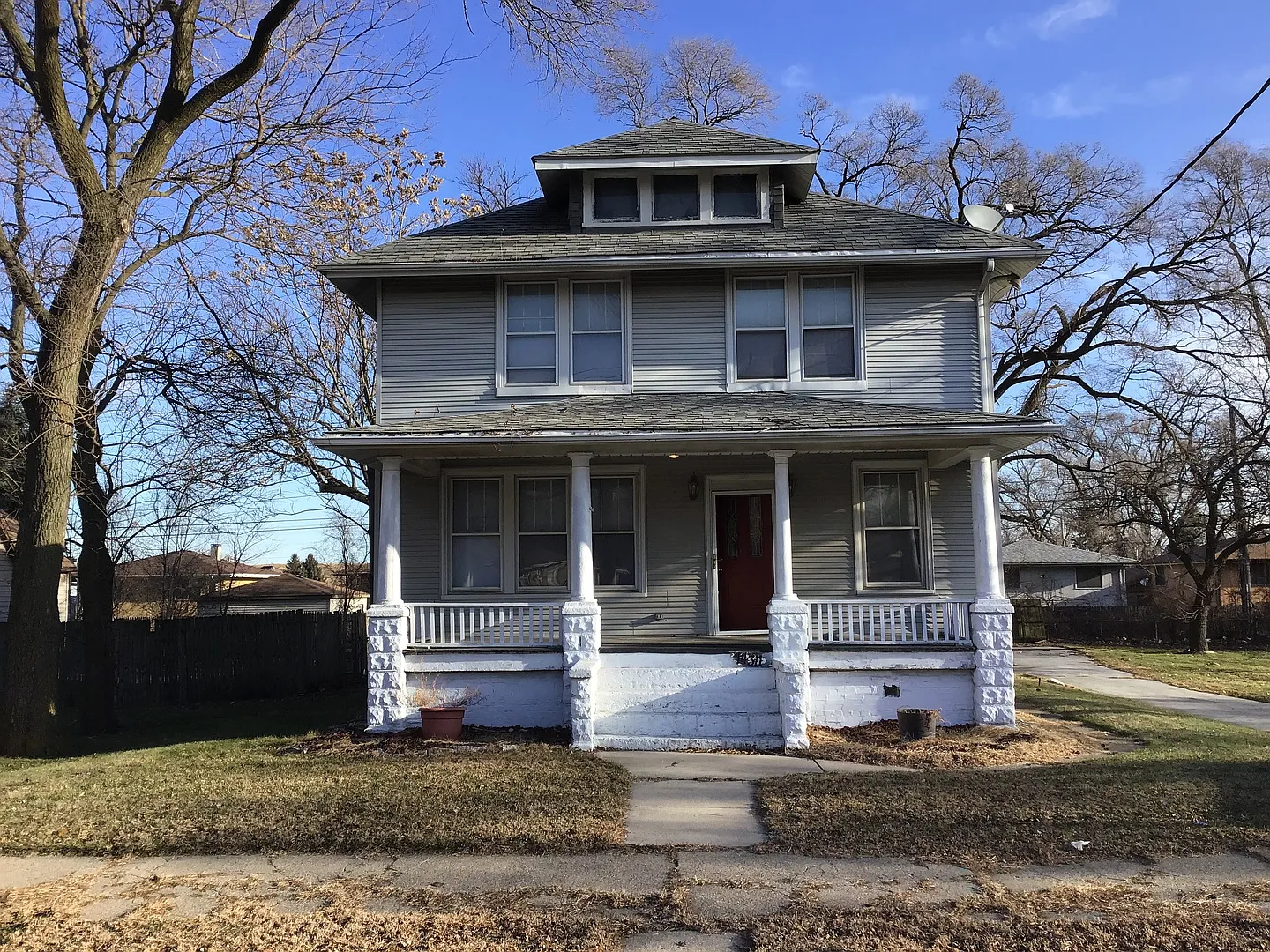 14311 Lincoln Ave photo 1