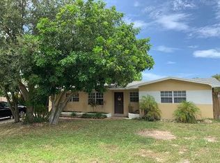 9311 SE Duncan St, Hobe Sound, FL 33455