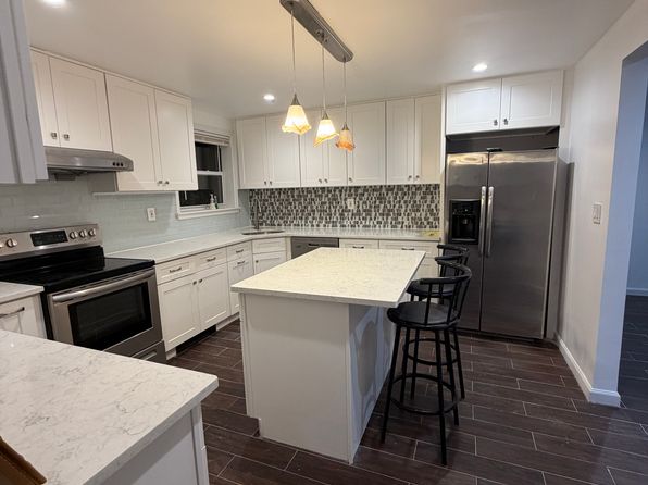 (undisclosed Address)