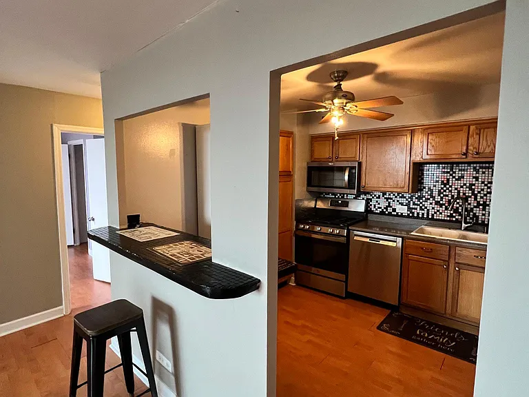 6325 N Sheridan Rd #1708 — Photo 6