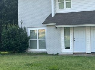 23 Crestwood Ct, Millbrook, AL 36054