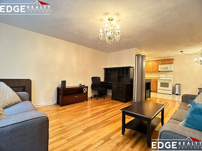 39 Englewood Ave #21 — Photo 5