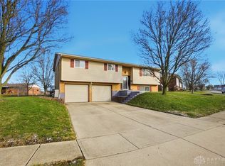 1301 Nettie Dr, Miamisburg, OH 45342