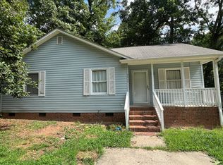 3860 Green Point Dr, Greensboro, NC 27407