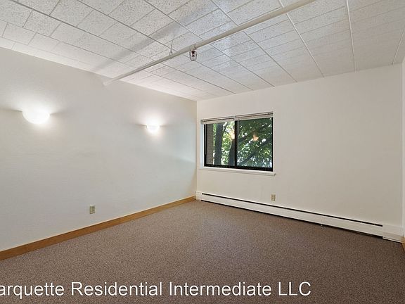 5th image of 2125 W Kilbourn Ave #10975895