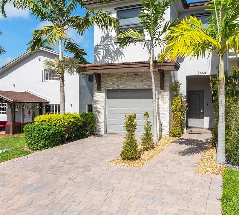 1st image of 25328 SW 108th Ct