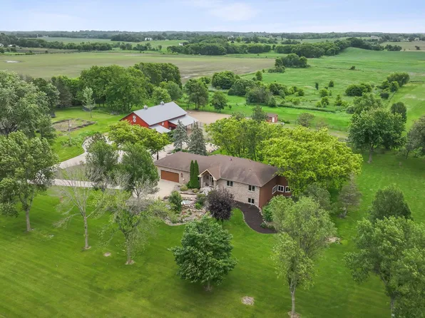 21005 Langford Ave, Jordan, MN 55352