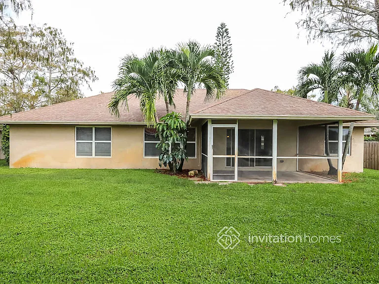 1891 Tulip Ln — Photo 17