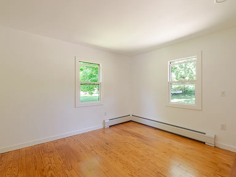 776 Mitchell St — Photo 24