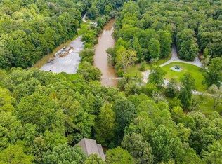 411 Gunite Cir, Ellijay, GA 30540