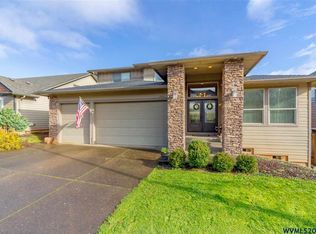 6916 Flicker Dr SE, Salem, OR 97306