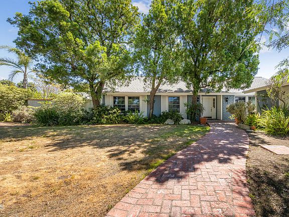 3rd image of 9424 Crystal View Dr