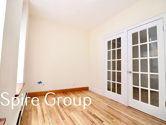 4th image of 814 10th Ave APT 2c