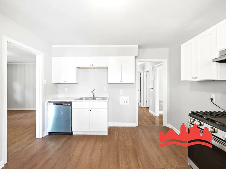 3827 Vanuys Rd — Photo 11
