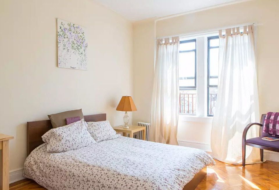 1st image of 215 W 16th St #1A