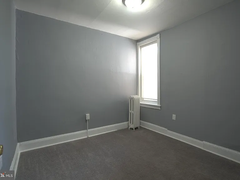 4836 N Franklin St — Photo 11