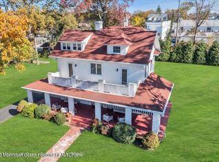304 Lake Dr, Allenhurst, NJ 07711