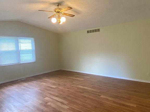 5th image of 3613 Teakwood Dr