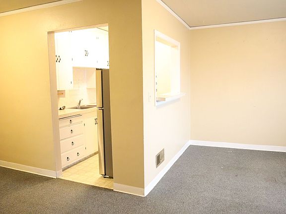 4th image of 12 SE Clark Ave #203