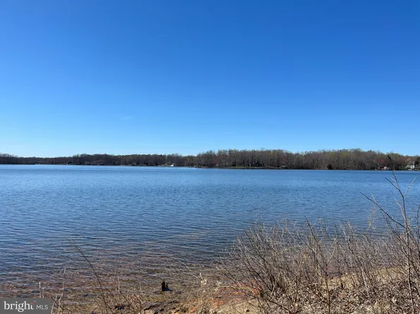 Olive Br, Bumpass, VA 23024