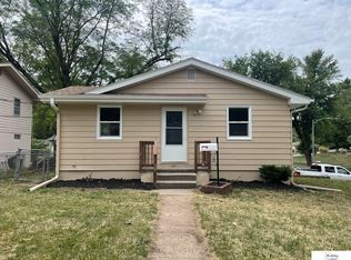 3323 Sheffield St, Omaha, NE 68112