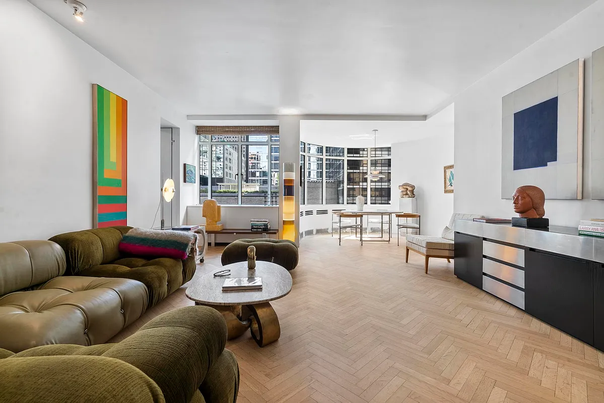 17 West 54th St Unit 10C  
