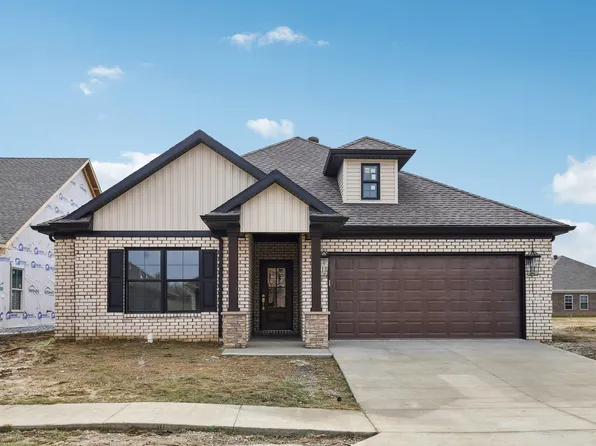 560 Snap Hook Ct, Owensboro, KY 42303