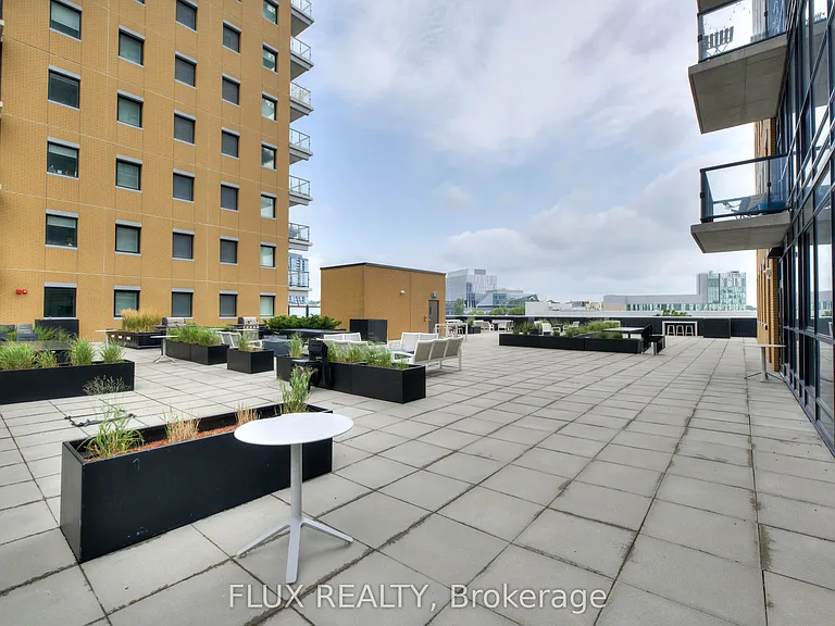 100 Garment St — Photo 26