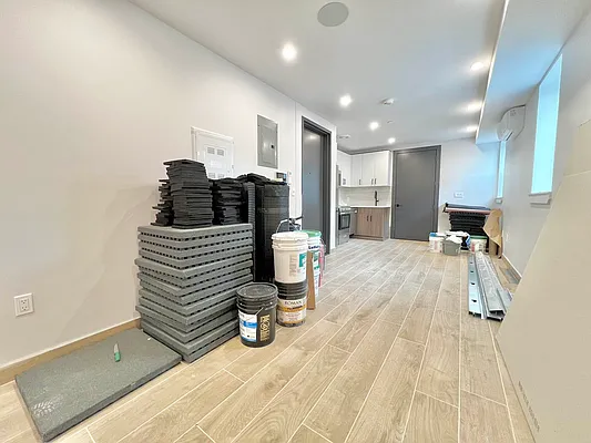 Rented by Doorway NYC, LLC | media 12