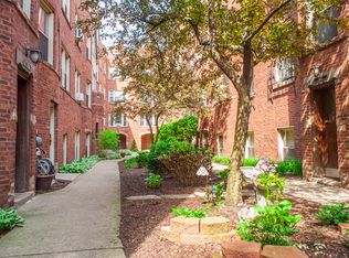 4124 N Kedvale Ave APT 201, Chicago, IL 60641