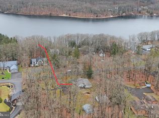 222 Skippers Point Rd, Oakland, MD 21550