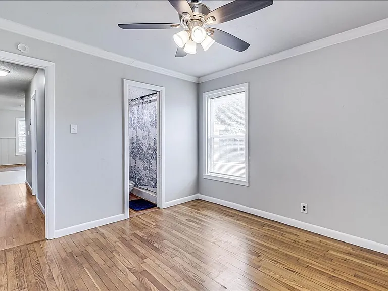 6046 Hugo Dr — Photo 29