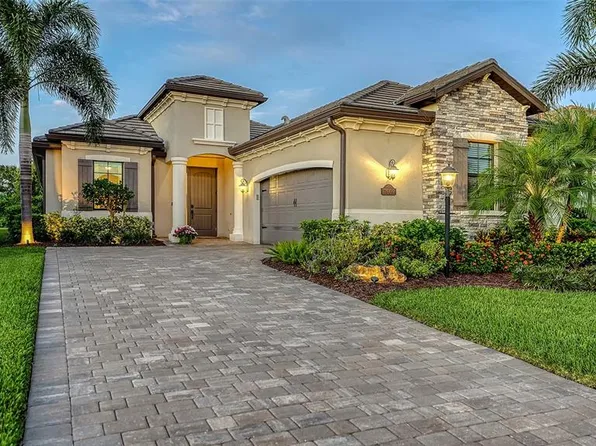 17609 Hickok Belt Loop, Bradenton, FL 34211