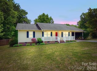 425 Catawba Dr, Salisbury, NC 28147