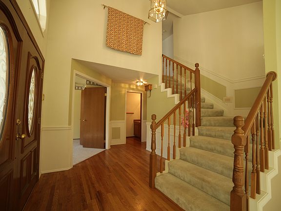 4th image of 25631 Lake Wilderness Country Club Dr SE #C