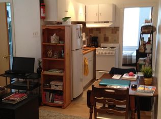 227 S 44th St APT 3R, Philadelphia, PA 19104