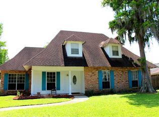 12 Voisin Dr, Destrehan, LA 70047